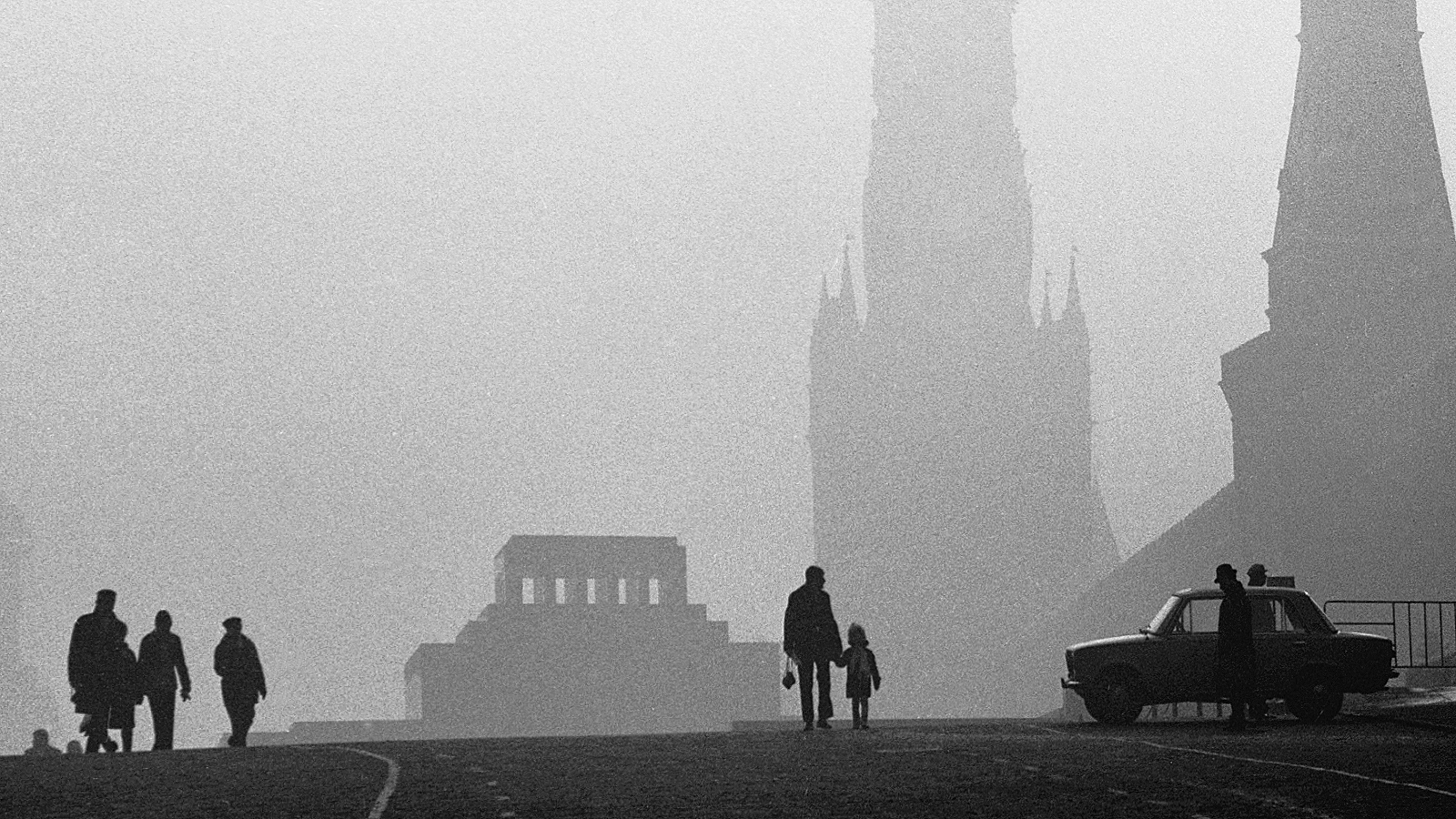 Вид на Мавзолей Ленина. 1976 год
