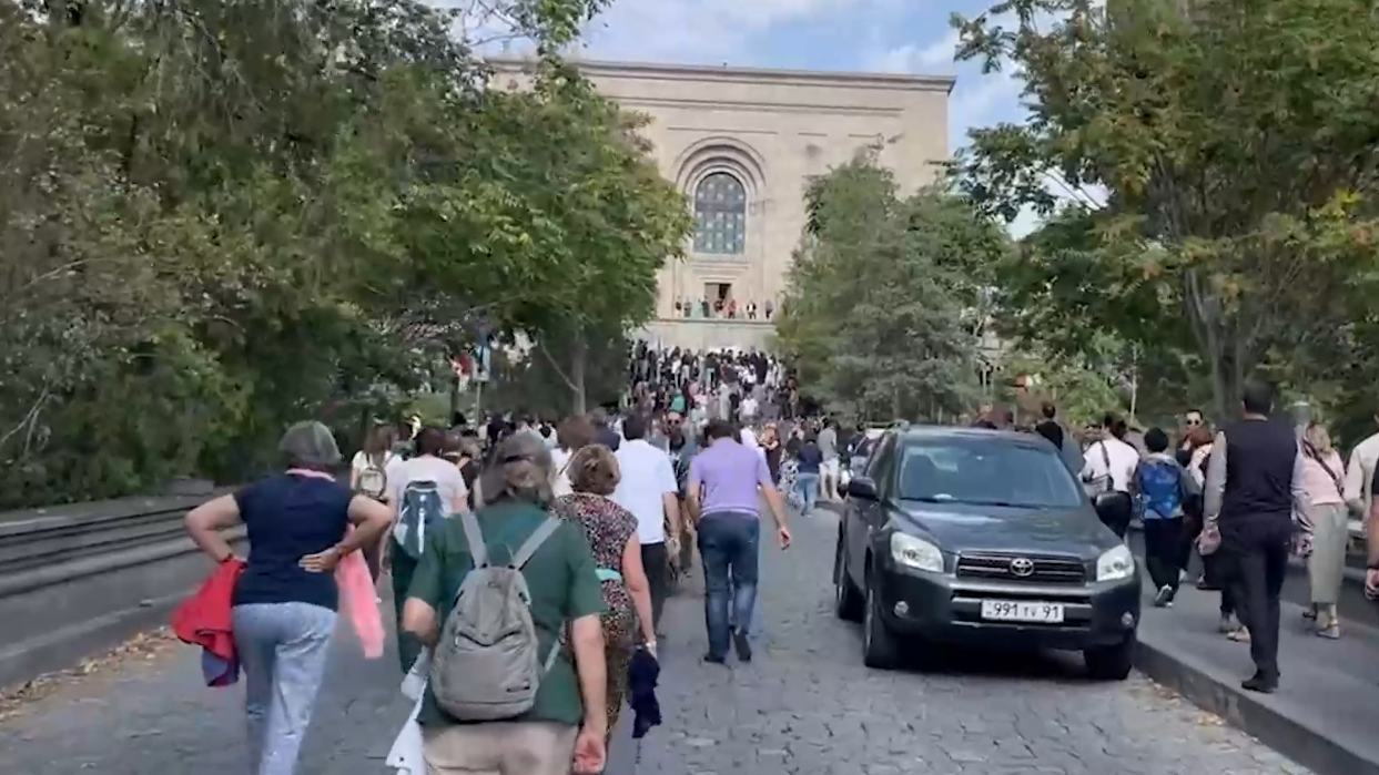 Митинг в поддержку Рубена Варданяна в Ереване. Видео