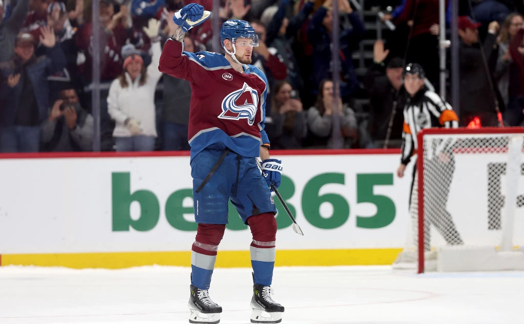 Matthew Stockman / Getty Images