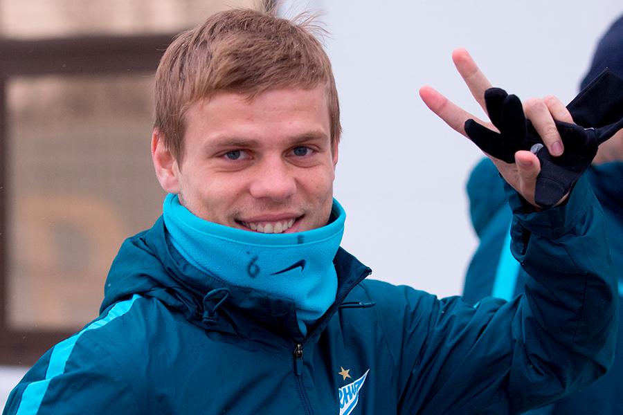 Александр Кокорин во время тренировки ФК «Зенит», 2016 год