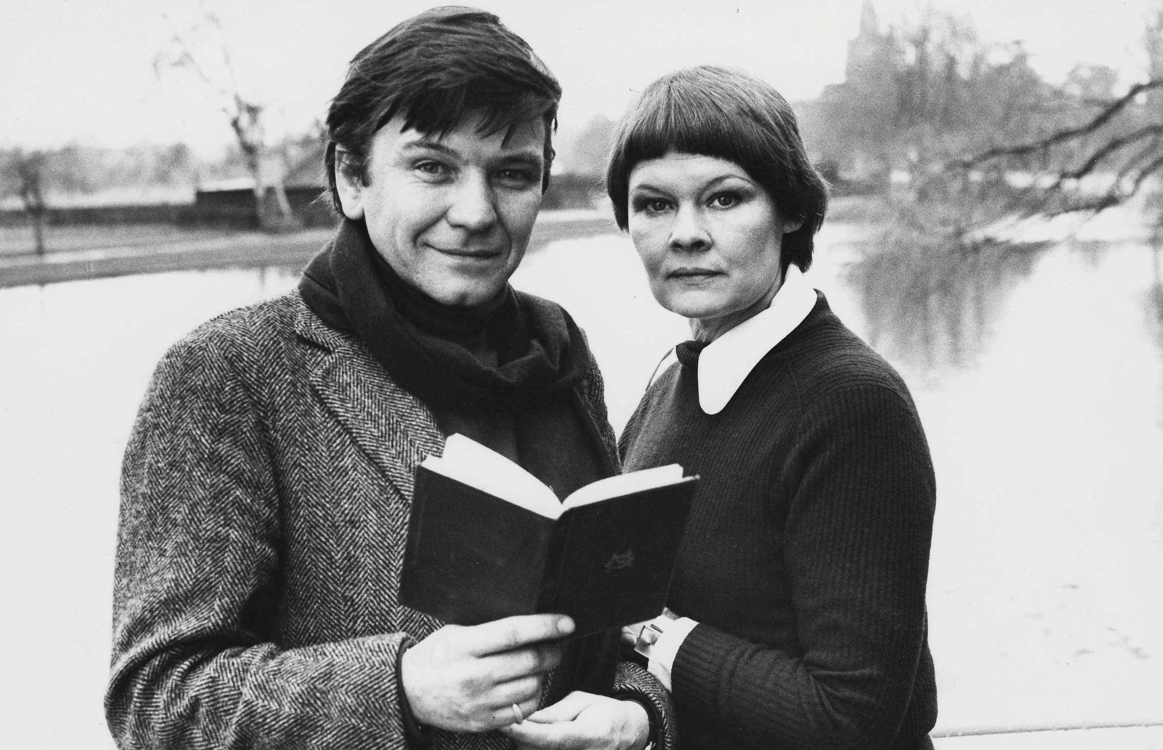 Майкл Уильямс и Джуди Денч, 27 января 1977 года