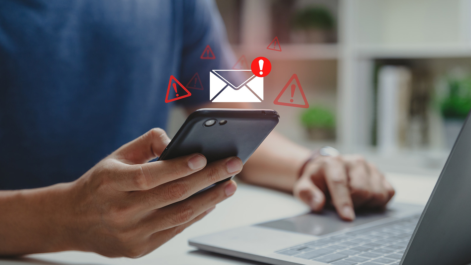 Мошенники стали создавать поддельных ботов под видом Соцфонда