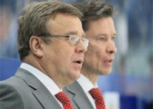 Мэтры российского хоккея требуют отставки тренера сборной России
