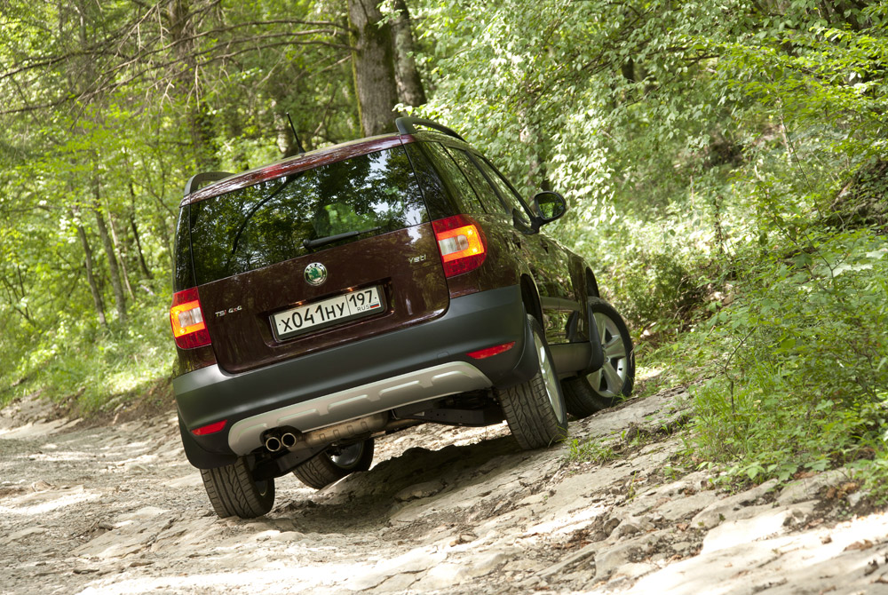 Клиренс йети. Skoda Yeti клиренс. Шкода Йети просвет. Шкода Йети клиренс дорожный. Шкода етти полный привод.