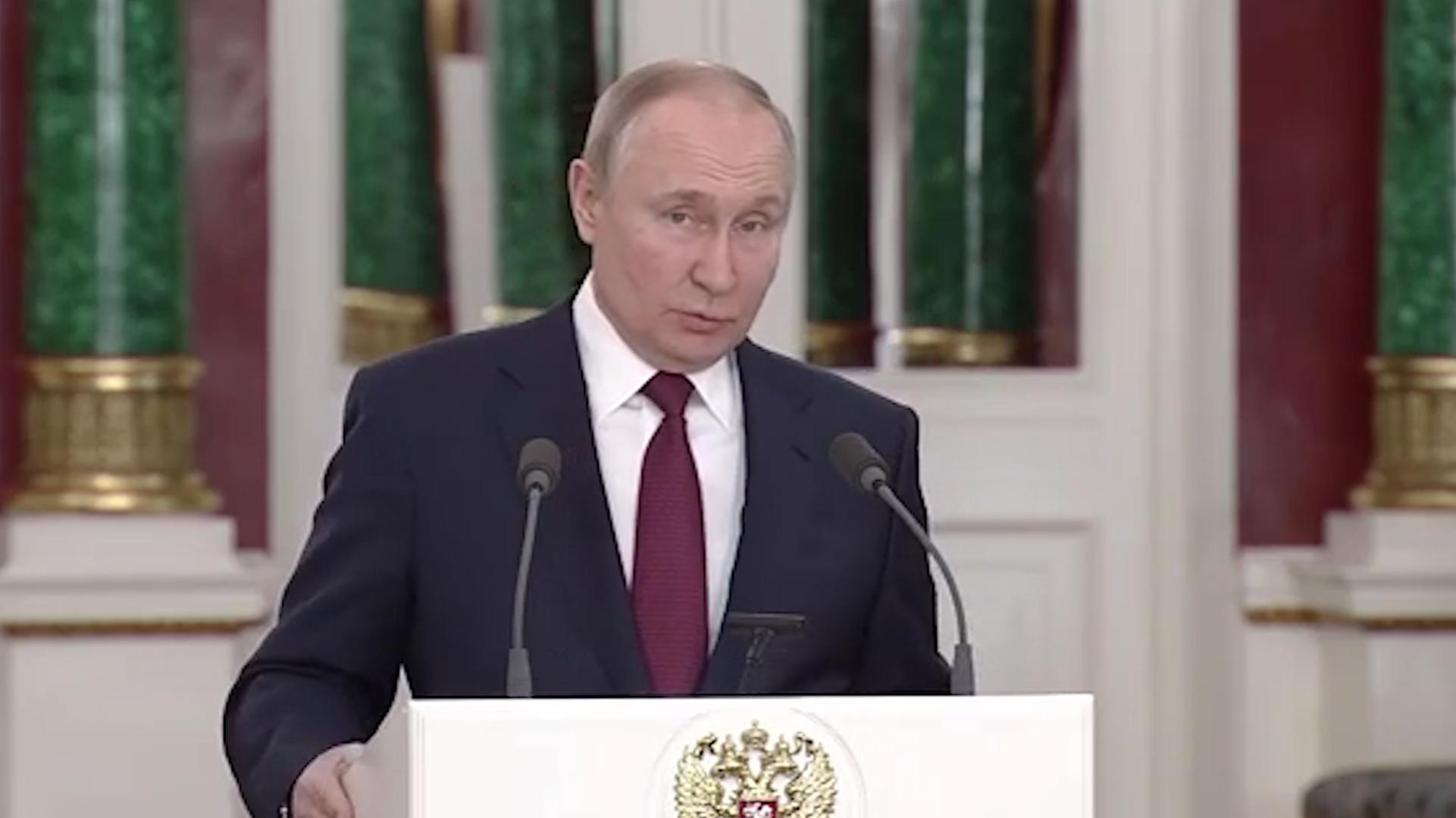 Путин сравнил потолок цен на нефть с попыткой купить «Мерседес» за 5 руб.