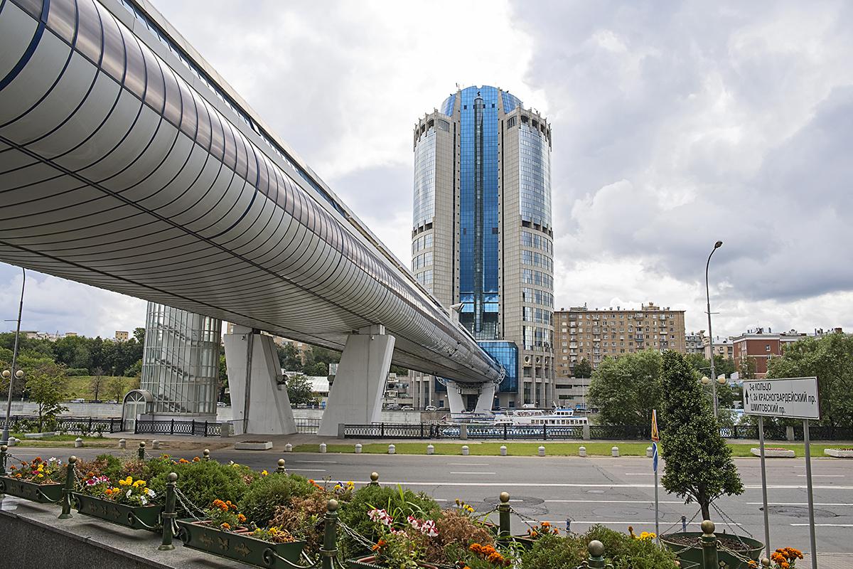 &laquo;Башня 2000&raquo; и мост&nbsp;Багратион (предусматривались&nbsp;в первоначальной концепции архитектора)