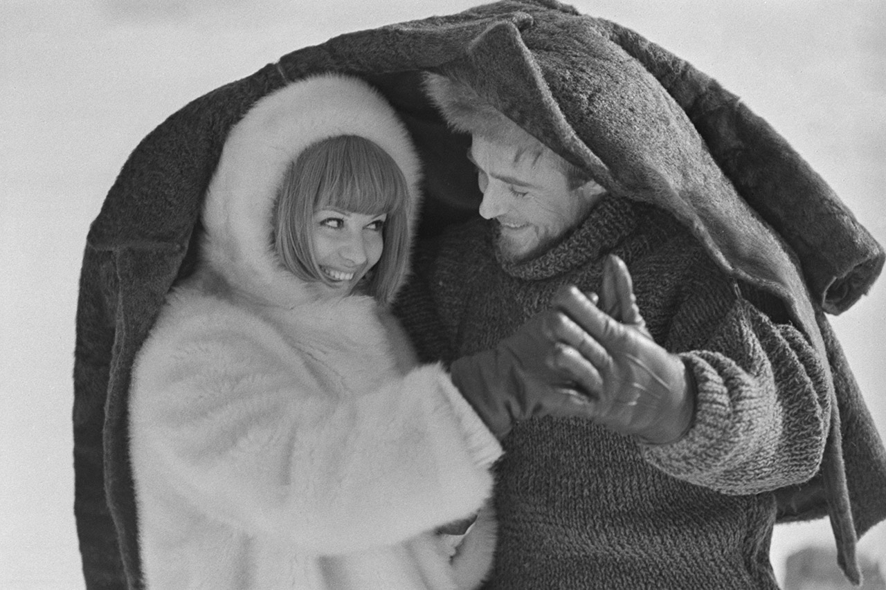 В 1969 году Кардинале снялась в фильме &laquo;Красная палатка&raquo;&nbsp;режиссера Михаила Калатозова&nbsp;&mdash; первом советском кинопроекте, снятом и профинансированном совместно с западной стороной. Фильм рассказывал о крушении в Арктике дирижабля &laquo;Италия&raquo; в 1928 году. Кардинале сыграла единственного вымышленного персонажа, написанного специально для актрисы&nbsp;&mdash; медсестру Валерию. На участии Кардинале в съемках настоял Кристальди, выделив на проект баснословные $10 млн. Также в картине снимались Шон Коннери, Никита Михалков и Юрий Визбор.

&laquo;До сих пор помню тот холод, и все беспокоились обо мне, потому что я родом из Африки, а я чувствовала себя хорошо! На съемочной площадке была прекрасная атмосфера и, из-за холода, немало водки!&raquo;,&nbsp;&mdash; вспоминала актриса.