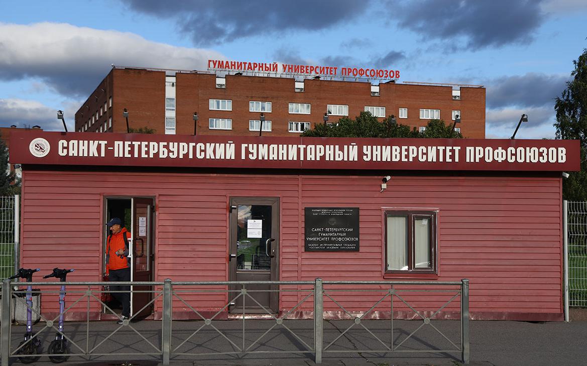 Суд изъял университет профсоюзов из-за обогащения ректора Запесоцкого