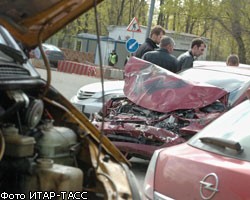 Пять человек пострадали в результате столкновения трех машин в Москве