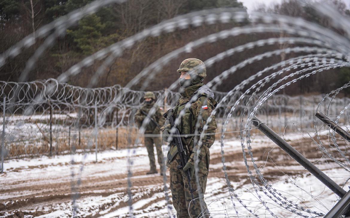 Алиханов предложил продать Польше кирпичи для стены на границе с Россией