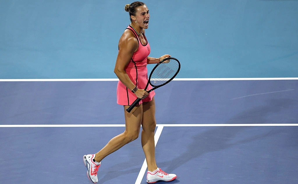 Matthew Stockman / Getty Images