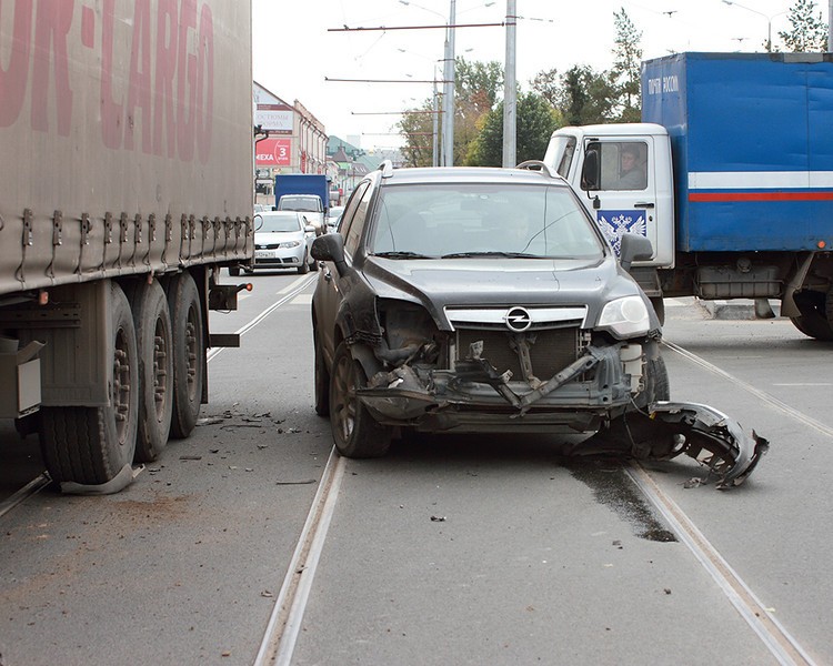На дорогах Татарстана сложилась "провальная ситуация" - вице-премьер РТ