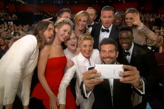 "Селфи" ведущей "Оскара" оказалось рекламным трюком Samsung