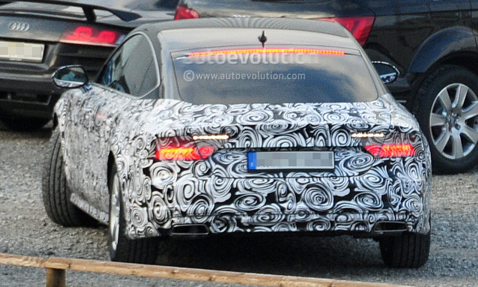 Обновленная Audi A7 получит матричную оптику
