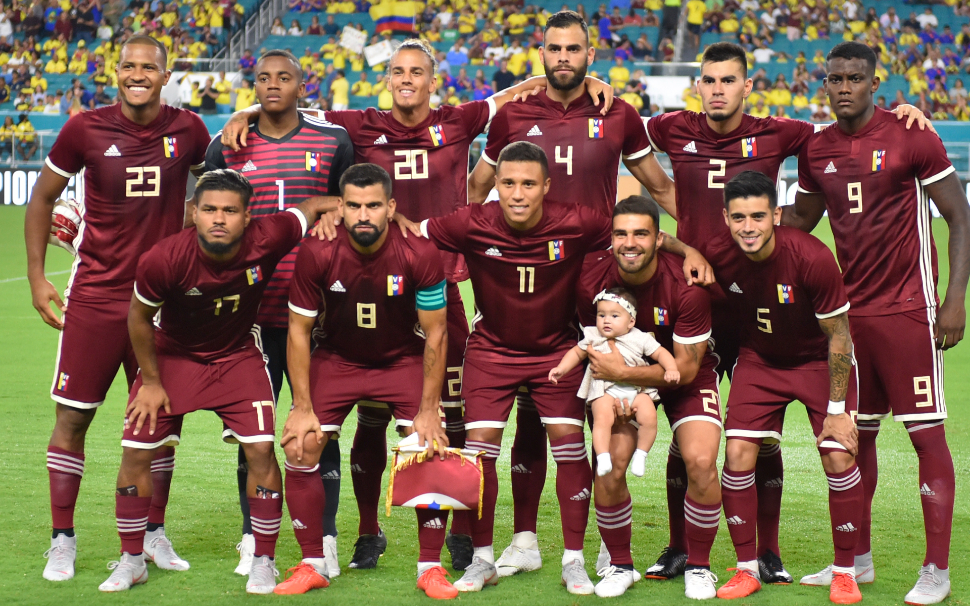 Фото: Игроки сборной Венесуэлы (Eric Espada/Getty Images)
