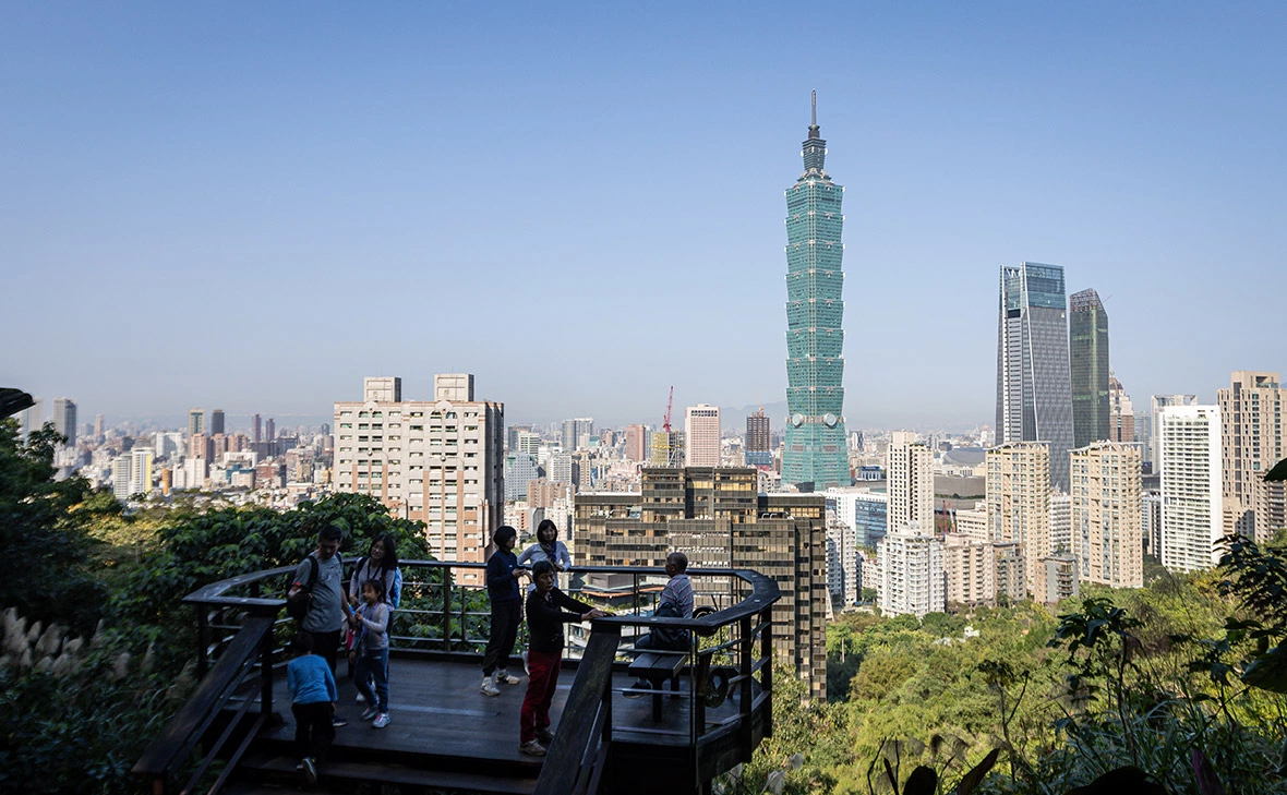 Annice Lyn / Getty Images