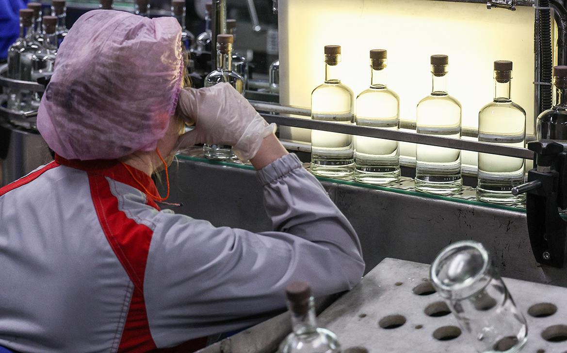 ФАС разрешила «Росспиртпрому» купить крупнейшего производителя водки