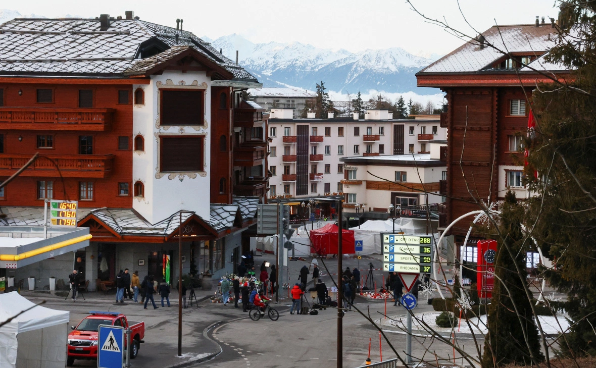Denis Balibouse / Reuters