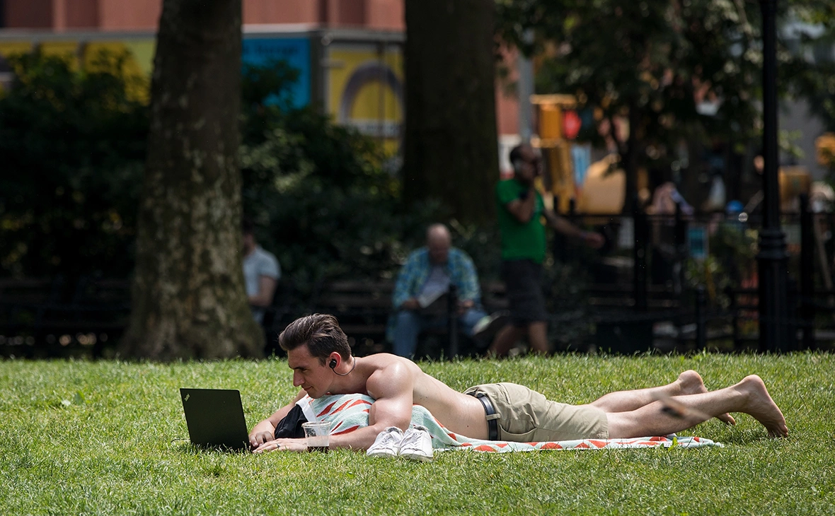 Drew Angerer / Getty Images