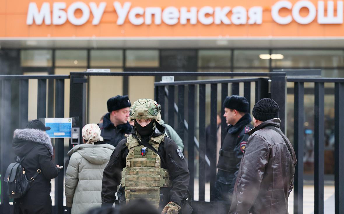 Нападение подростка с ножом на школу в Одинцово. Главное