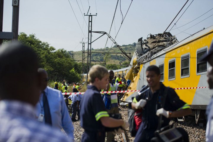 В ЮАР при столкновении двух поездов пострадали около 200 человек