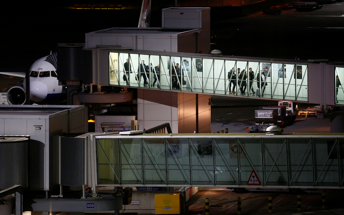 В лондонском аэропорту Хитроу столкнулись два самолета