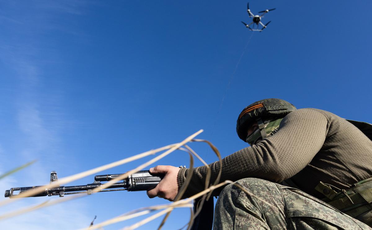 NYT сообщила о семикратной разнице цен на дроны и ракеты ПВО Украины"/>













