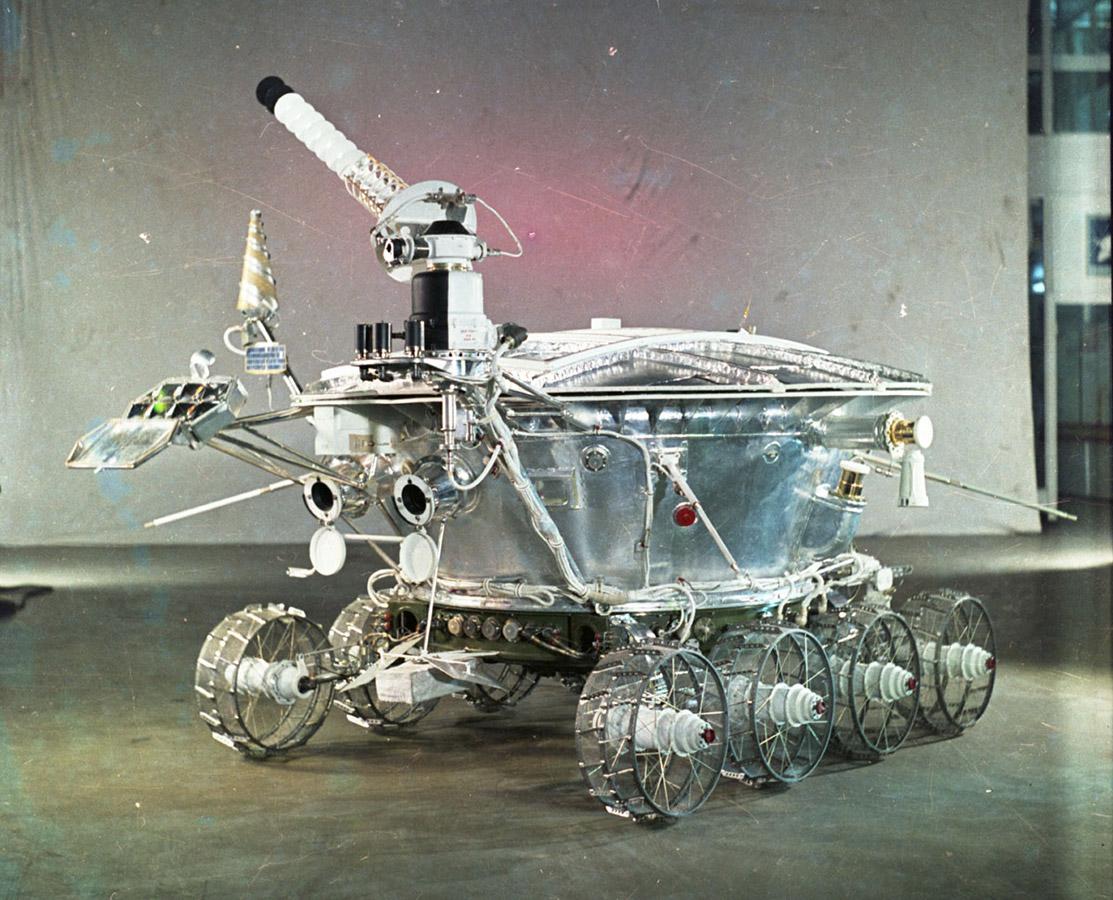 Предшественники «Луны-25»: самые известные лунные миссии СССР