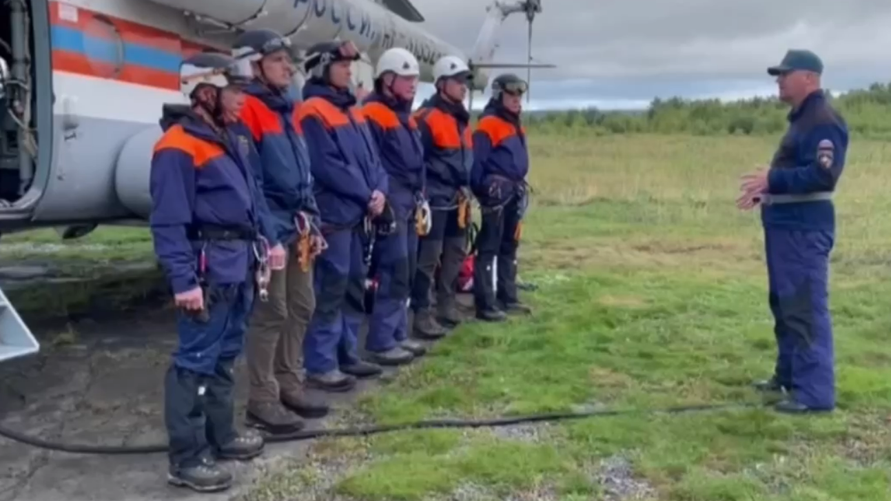 На Камчатке нашли обломки пропавшего с 19 пассажирами вертолета Ми-8Т