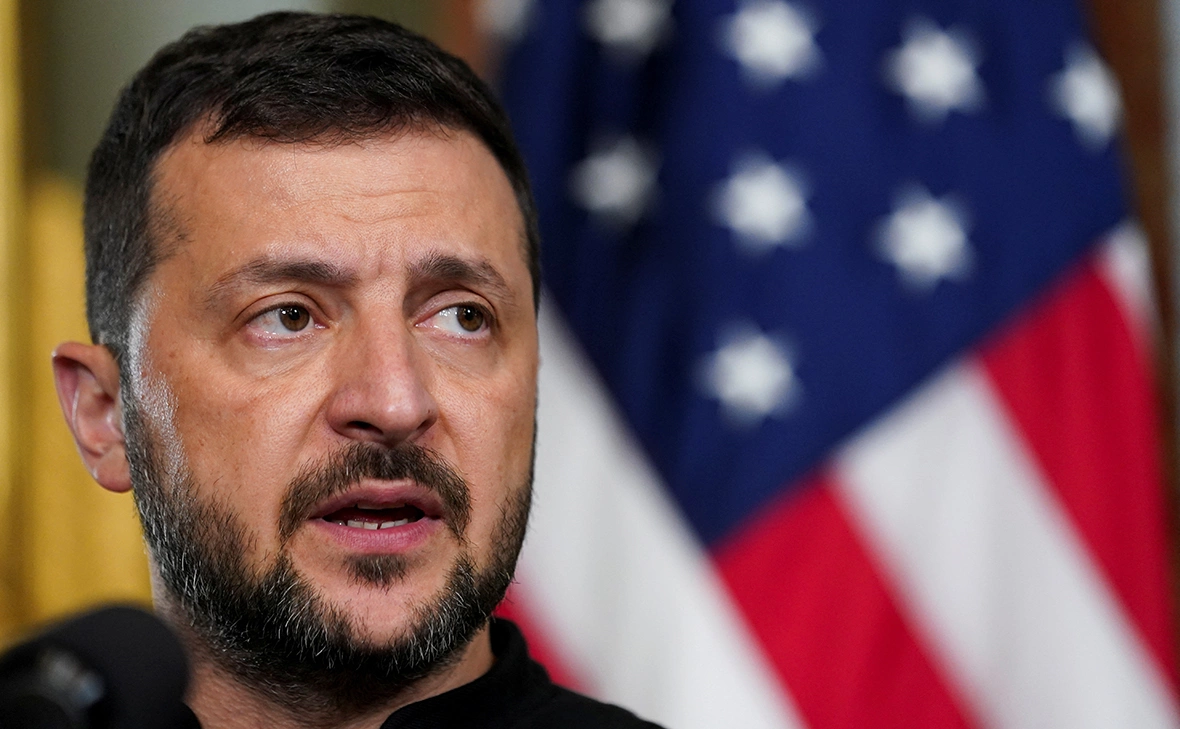 Kevin Lamarque / Reuters