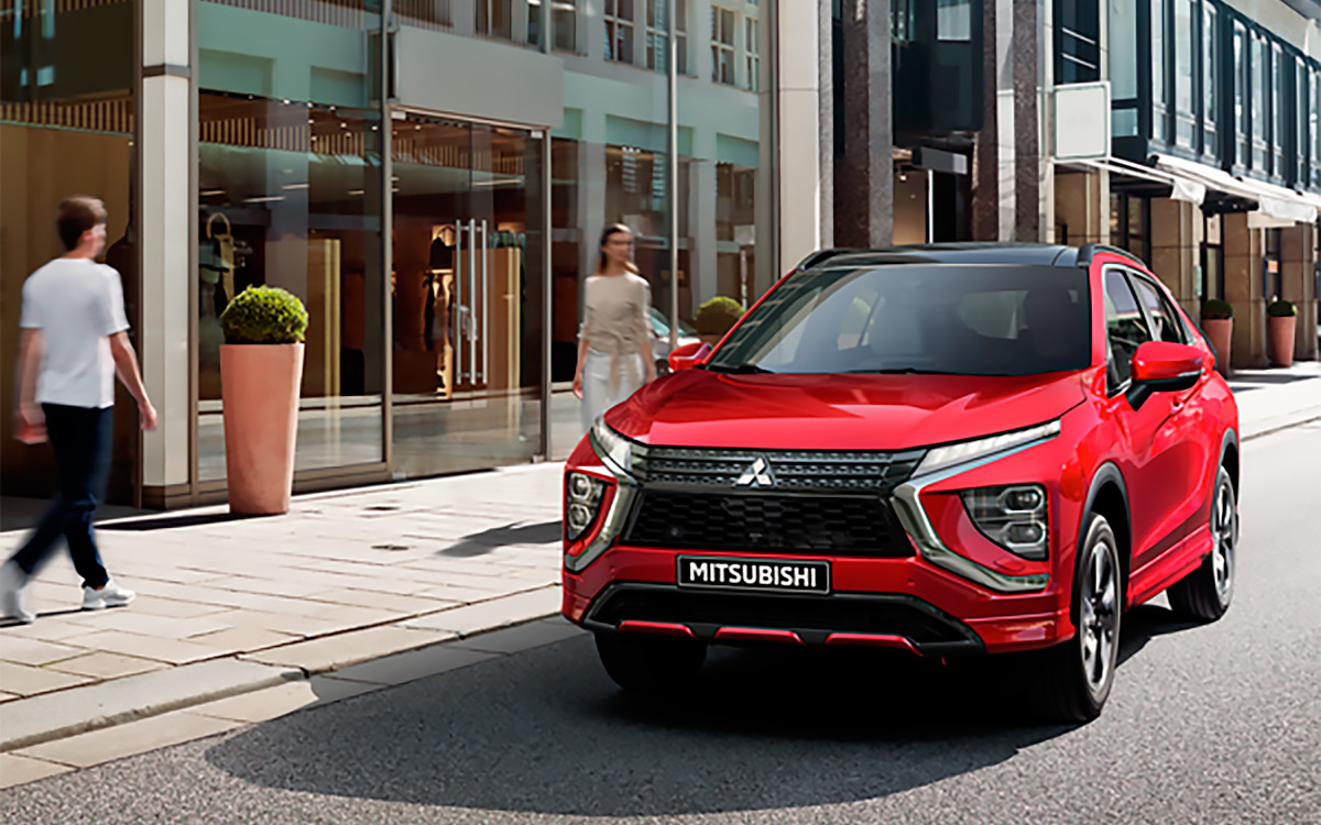 Mitsubishi анонсировала две новинки для российского рынка
