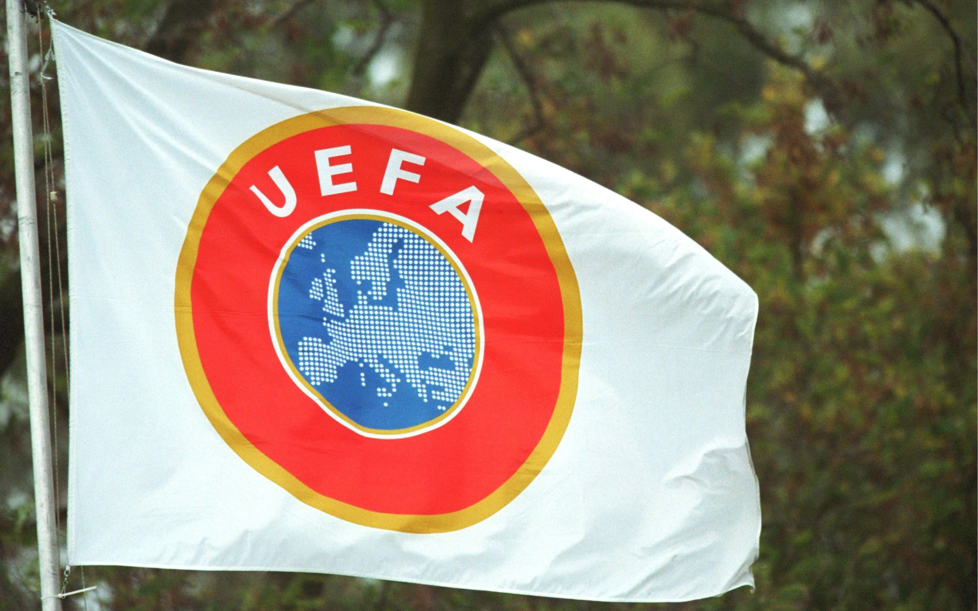 «Чемпионат» узнал о планах УЕФА продлить отстранение российских команд