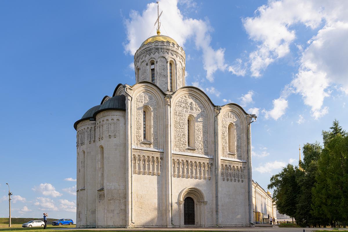 Дмитриевский собор