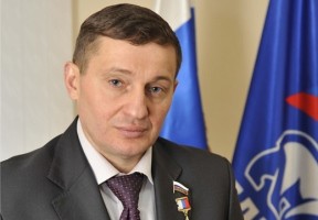 Политолог: «Бочаров умело формирует повестку дня»