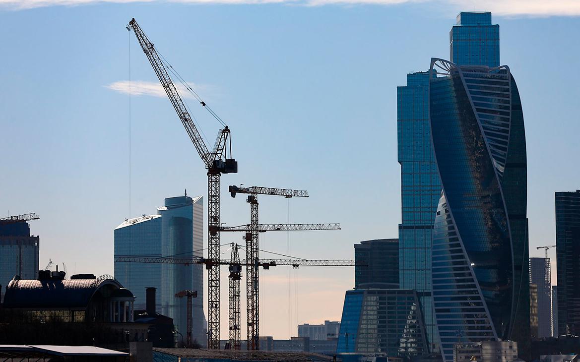 ОЭСР улучшила прогноз по ВВП России на следующие два года