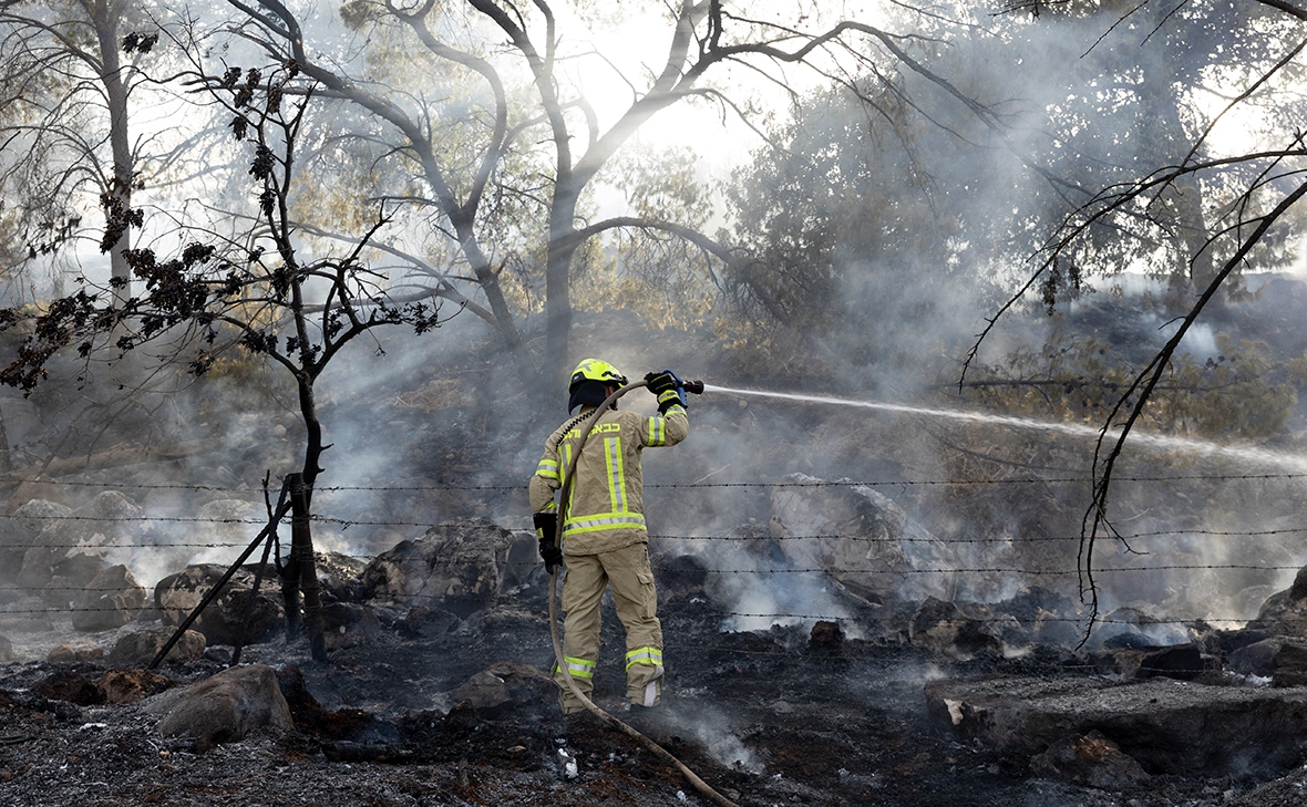 Amir Levy / Getty Images
