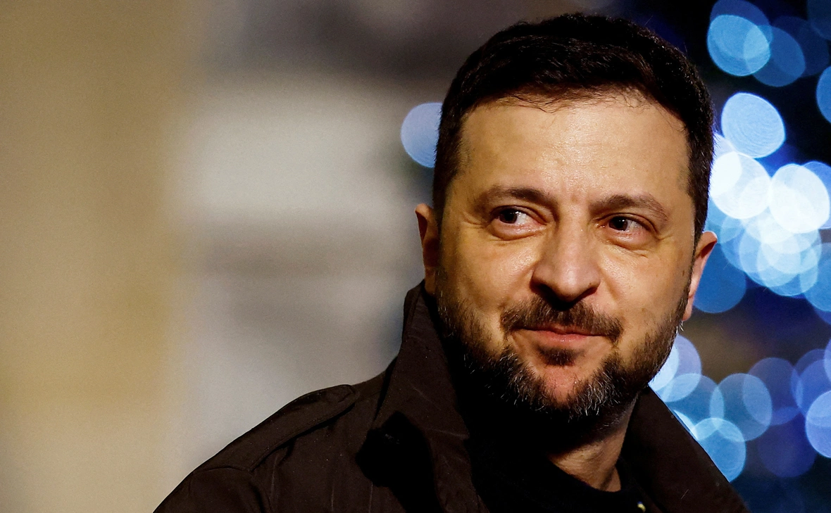 Sarah Meyssonnier / Reuters