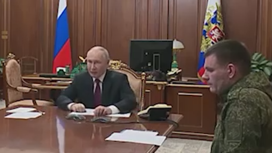 Путин провел совещание о ситуации в зоне военной операции. Видео