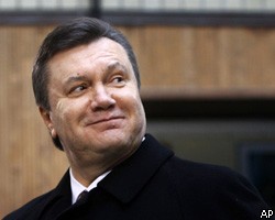 Exit poills: В.Янукович опережает Ю.Тимошенко на 4-5%