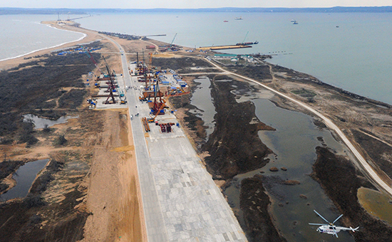 Строительство транспортного перехода через Керченский пролив, март 2016 года



