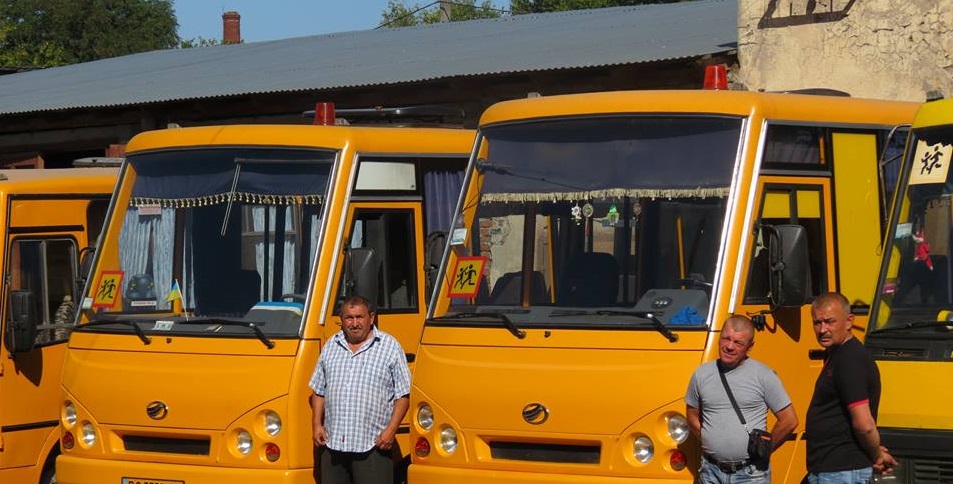 Пассажирские автобусы проходят лицензирование в УГАДН