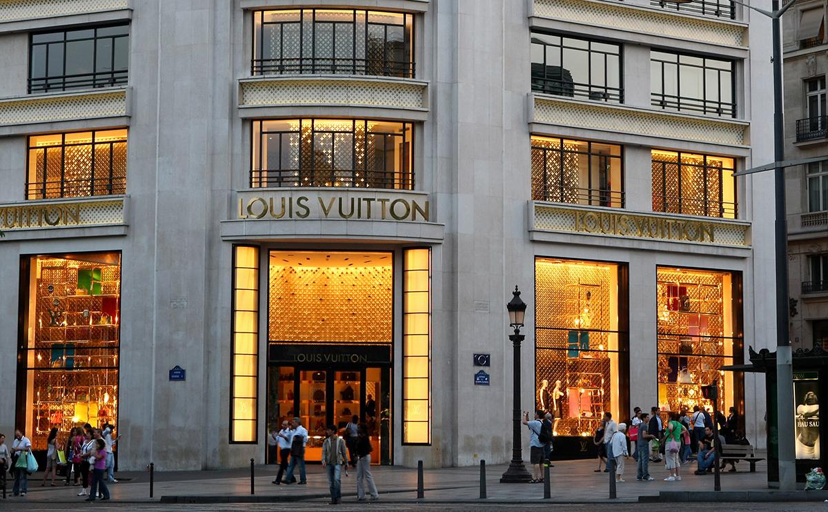 магазин луи виттон в париже