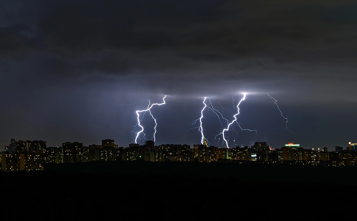 v.pisanniy / Shutterstock