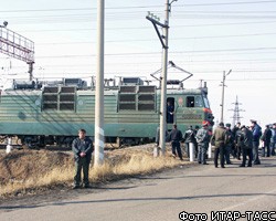 На Украине локомотив протаранил автомобиль: есть жертвы