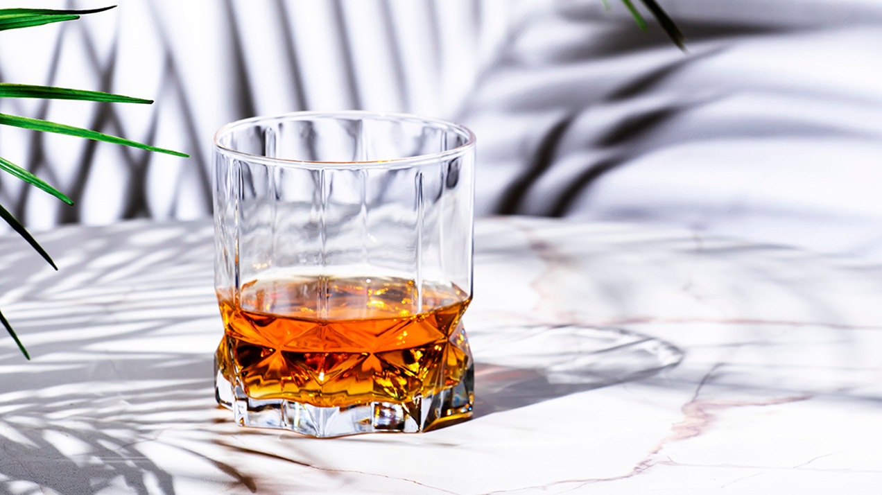 Наркологи опровергли миф о лечебном свойстве коньяка при давлении