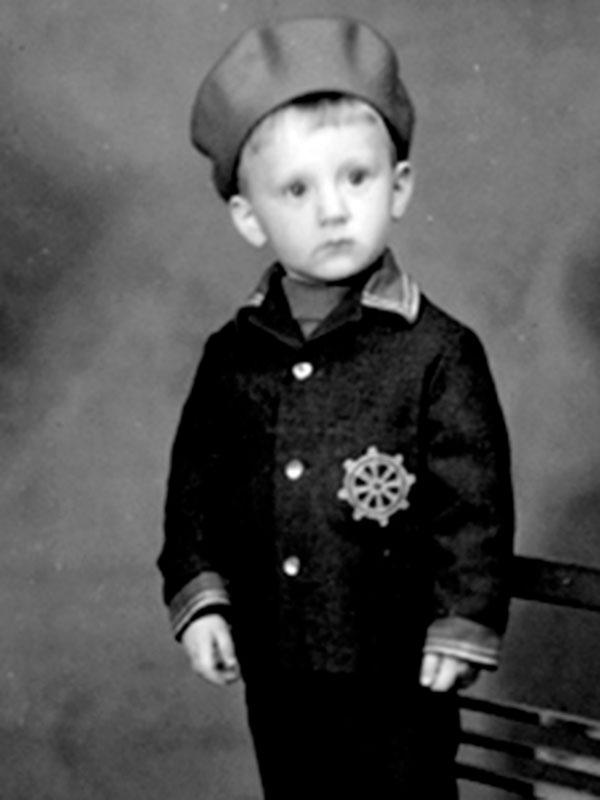Анатолий Белый в детстве