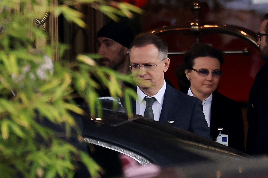 Pierre Albouy / Reuters