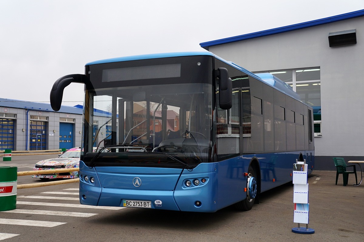 Екатеринбург потратит почти миллиард рублей на низкопольные автобусы