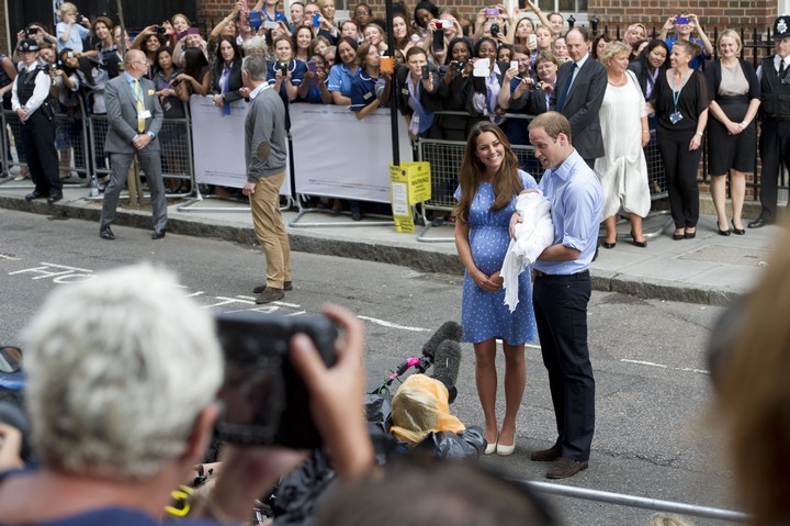 Герцог и герцогиня Кембриджские показали миру наследника британского престола