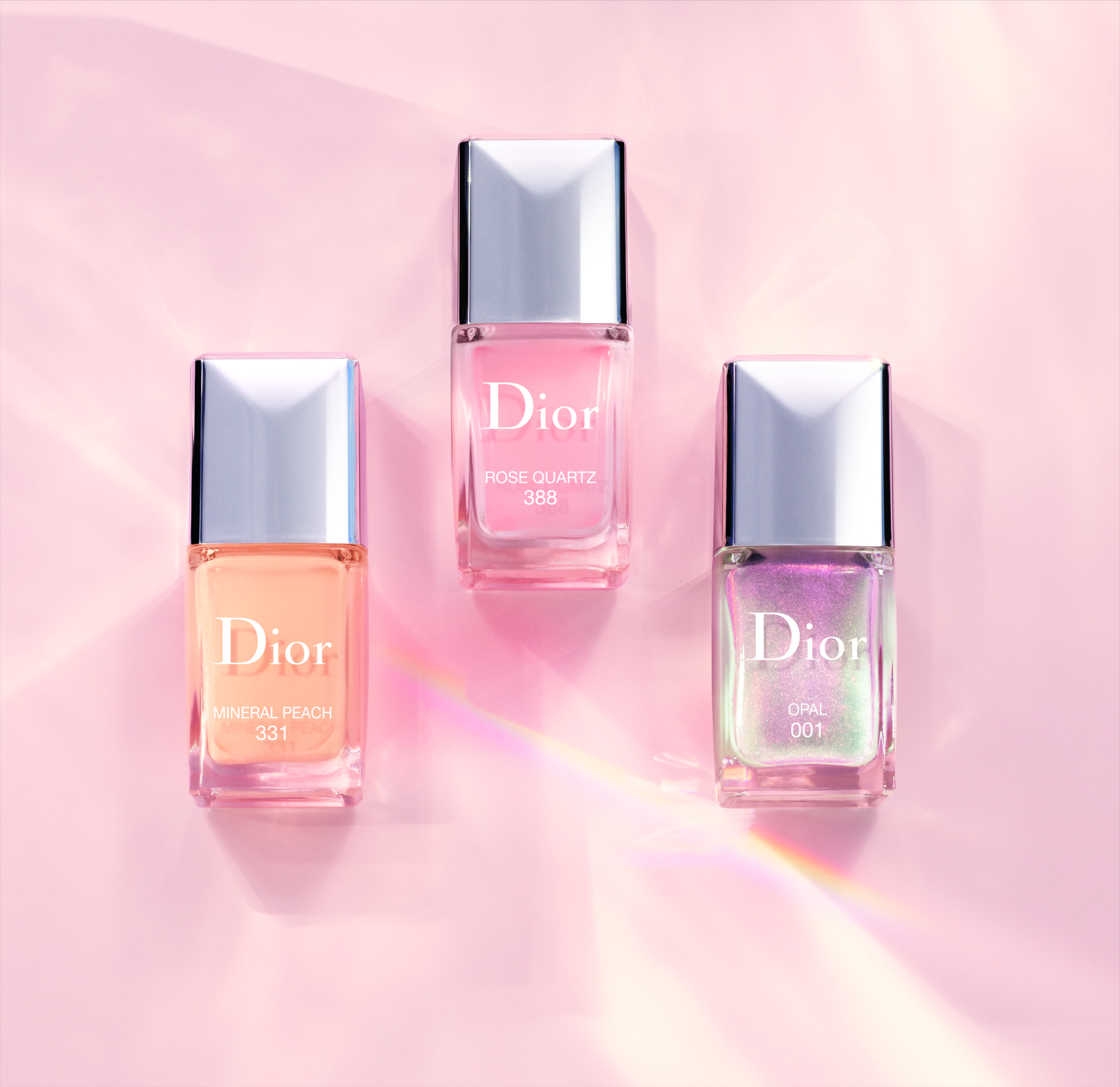 Лаки Dior Vernis, оттенки 331- персиковый минерал и 338-розовый кварц, лимитированное верхнее покрытие для лака Dior Vernis Top Coat, оттенок 001-опал, Mineral Glow, Dior
